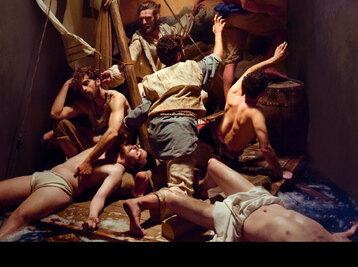 Copyright © Eugenio Recuenco